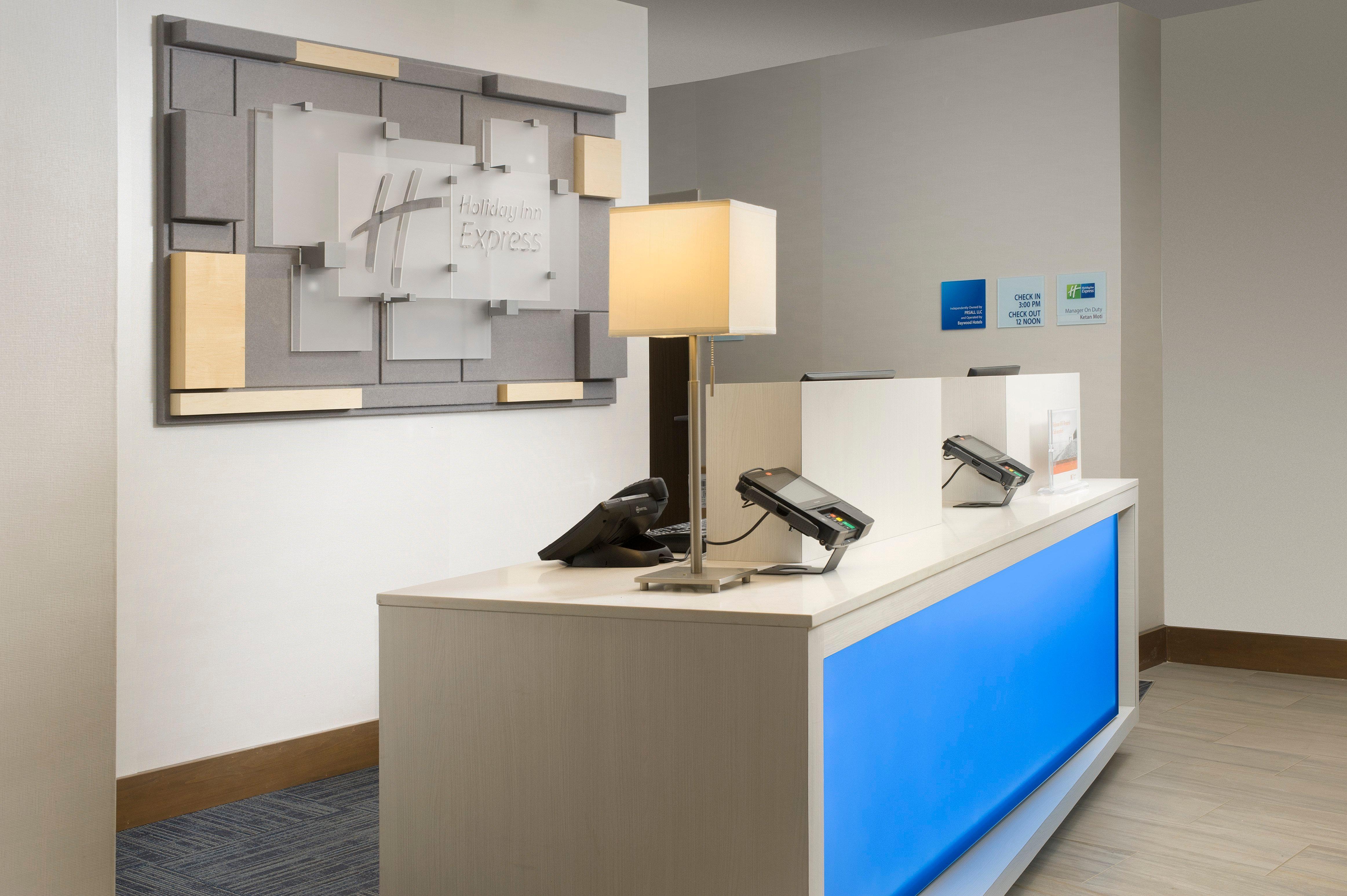 Holiday Inn Express & Suites Bay City By Ihg Esterno foto