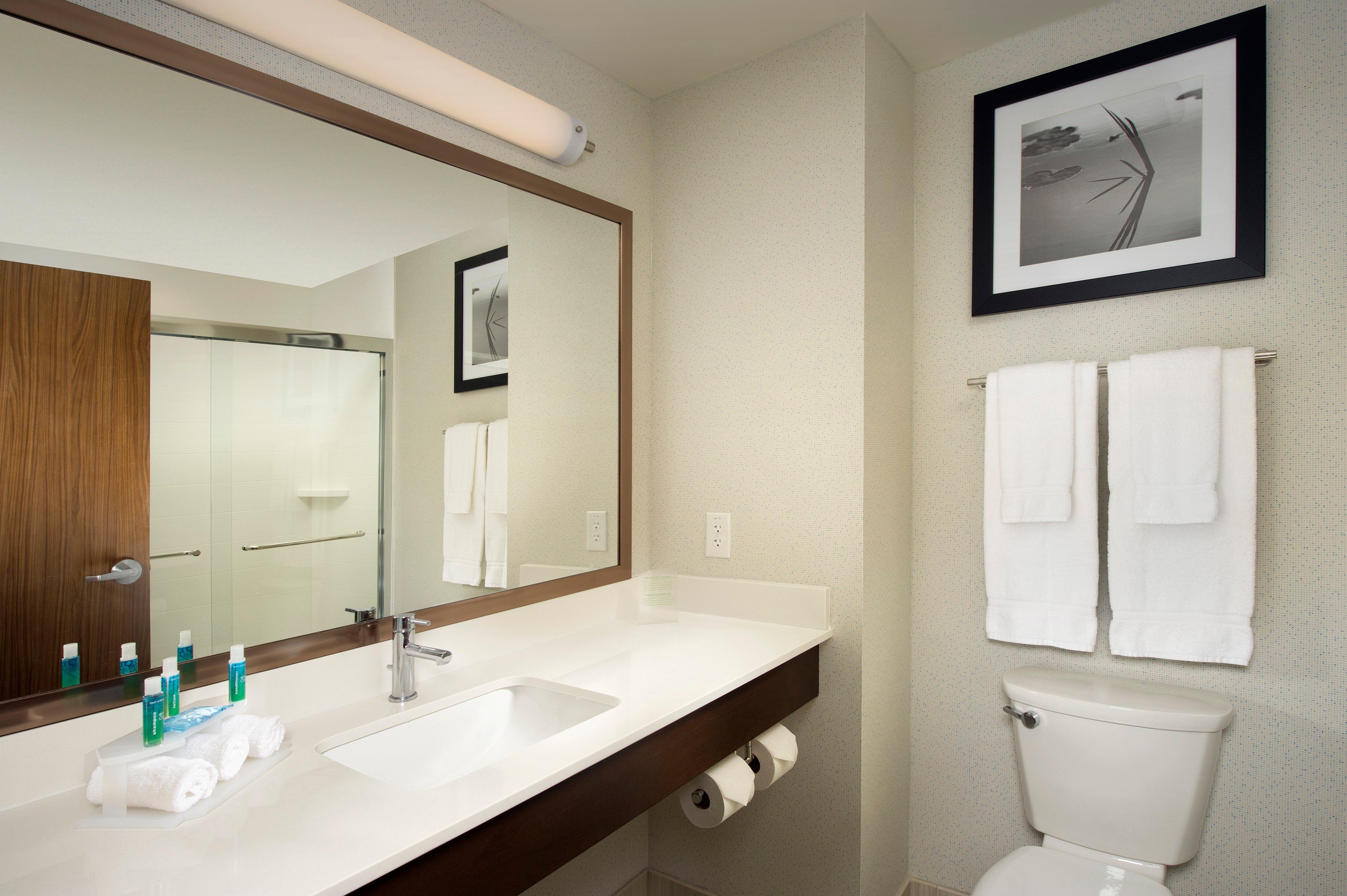 Holiday Inn Express & Suites Bay City By Ihg Esterno foto