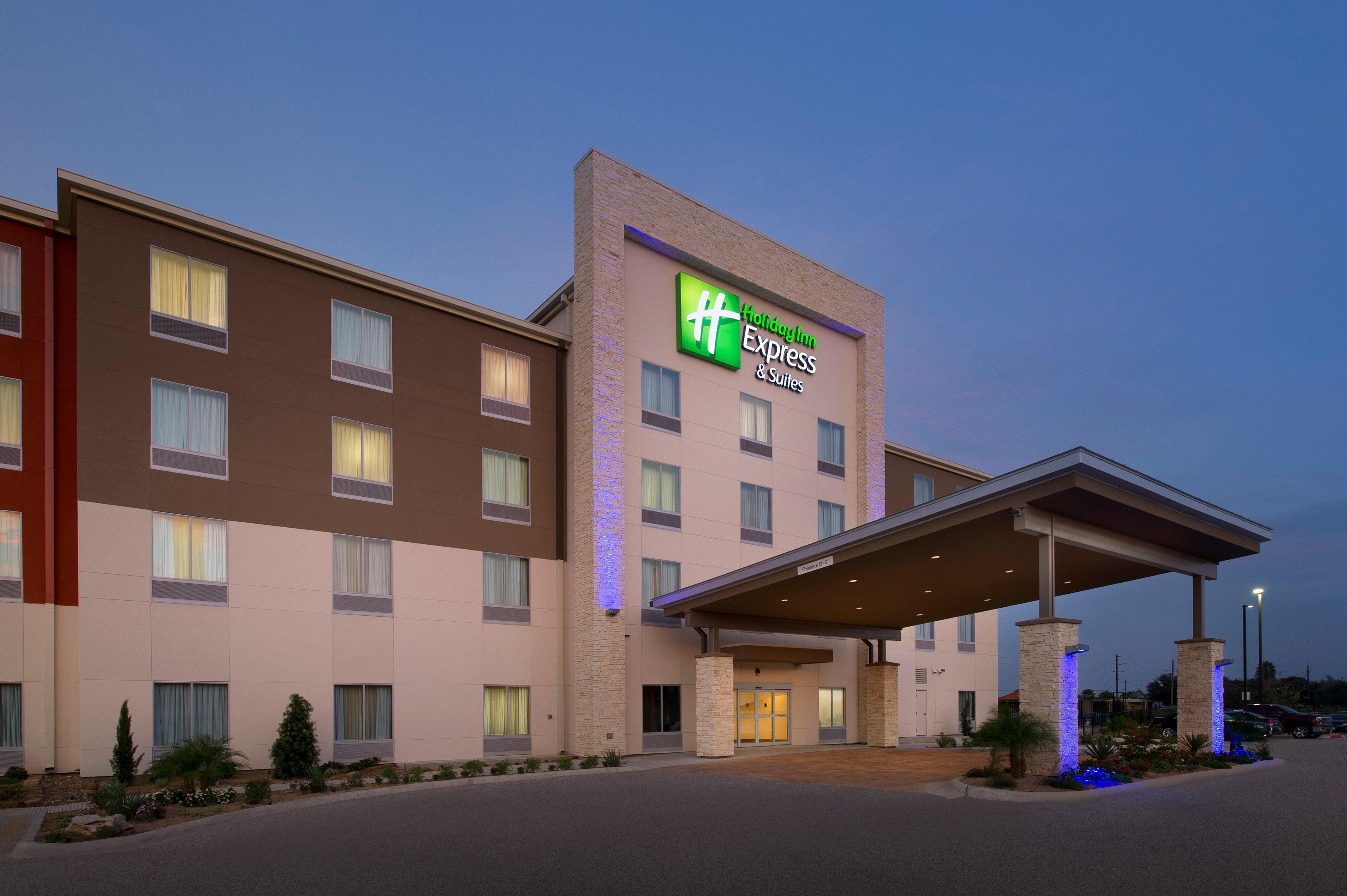 Holiday Inn Express & Suites Bay City By Ihg Esterno foto
